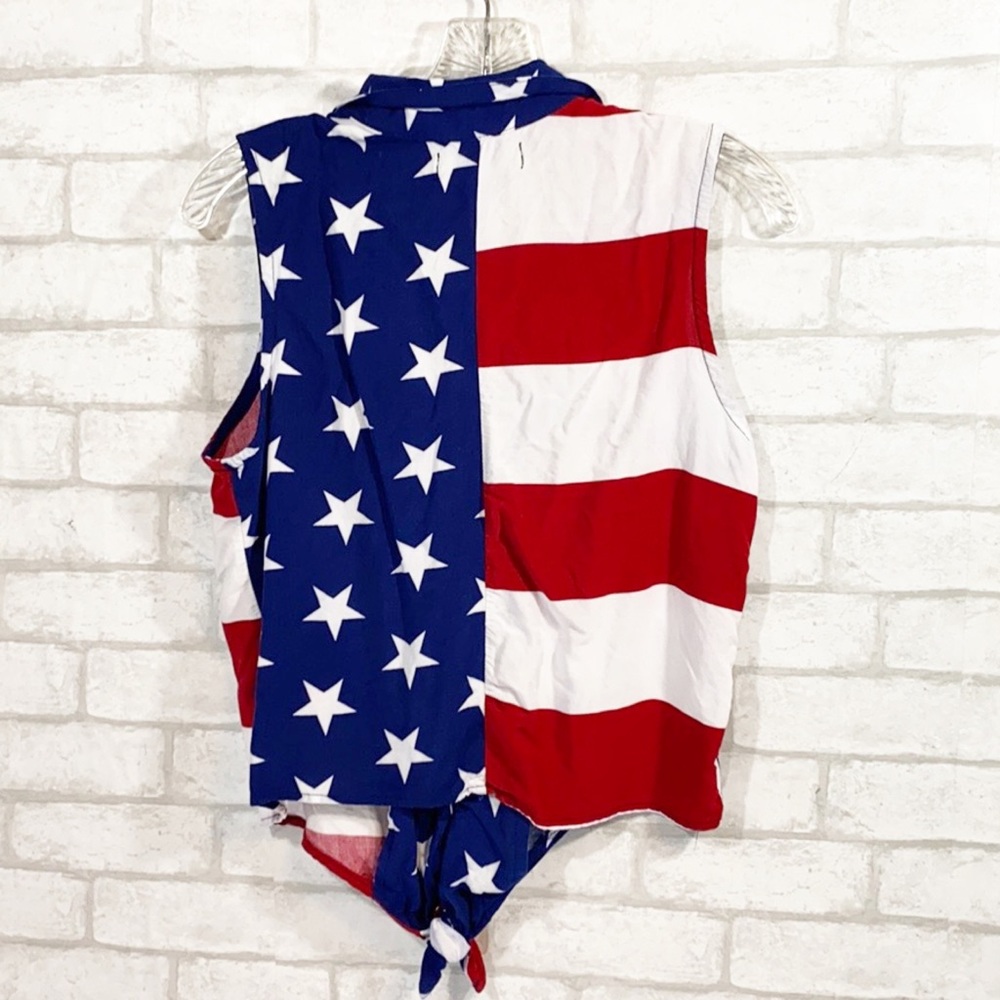 Fifth sun patriotic blouse size M - Picture 8 of 11
